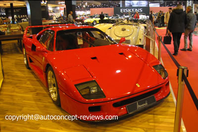 1990 Ferrari F40 - Exhibit Movendi